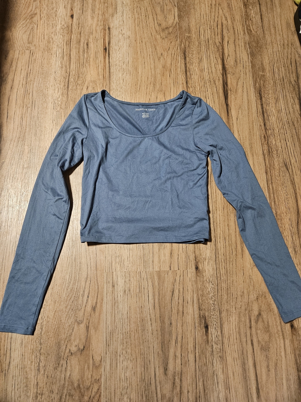 American Eagle Outfitters Dusty Blue Long-Sleeve Scoop Crop Top